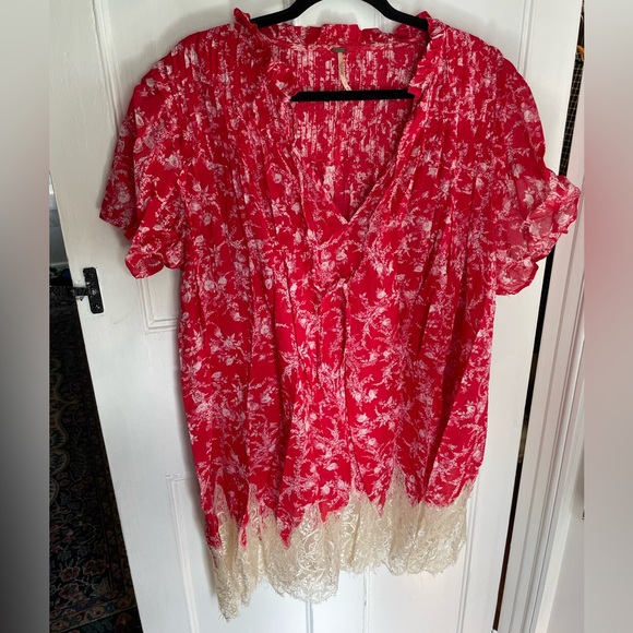 FREE PEOPLE red white dainty floral print short sleeve V neck mini dress lace - Picture 2 of 2